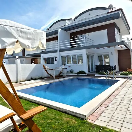 Tala 5 Villa
